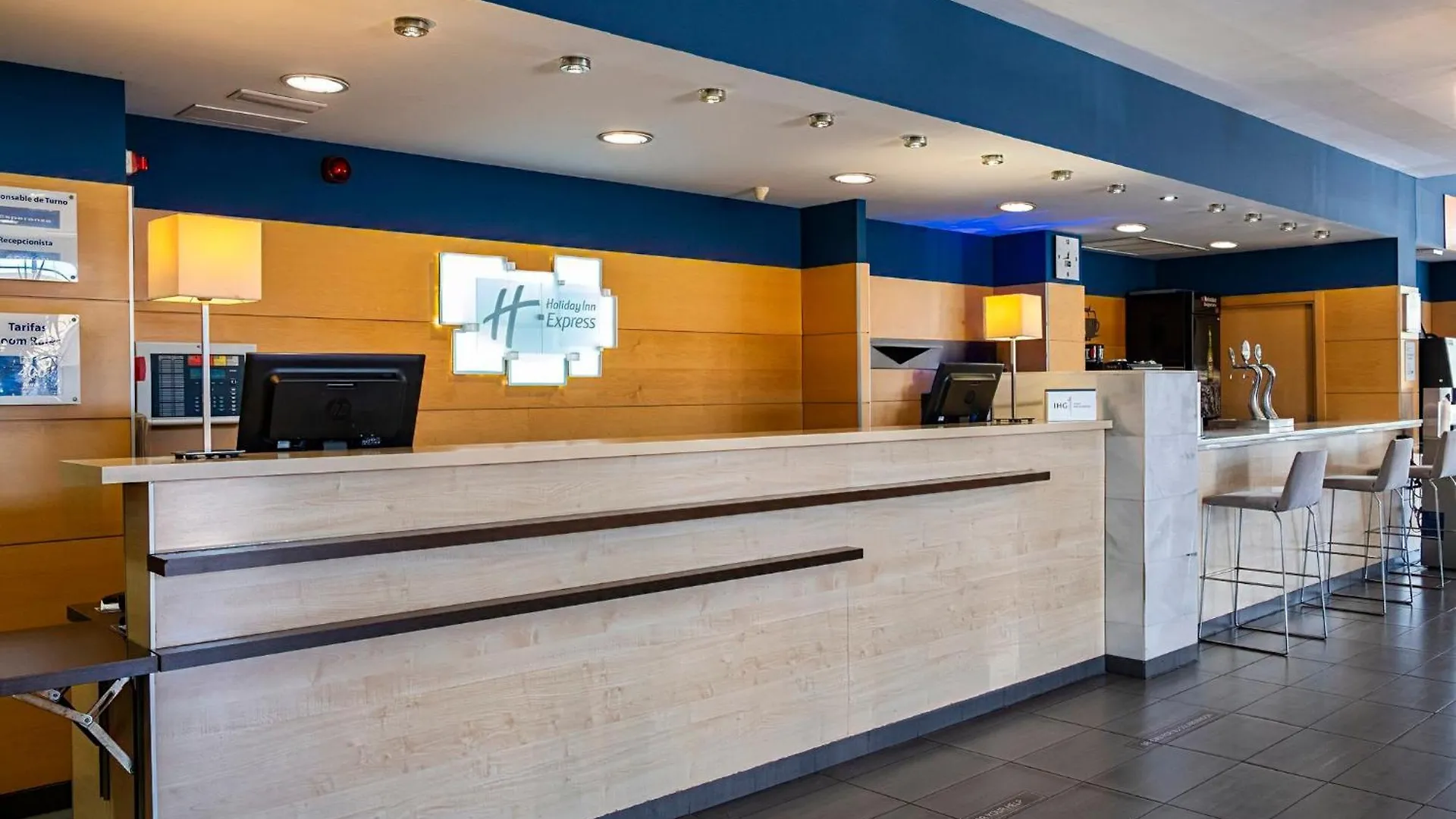 Holiday Inn Express Malaga Airport, An Ihg Hotel