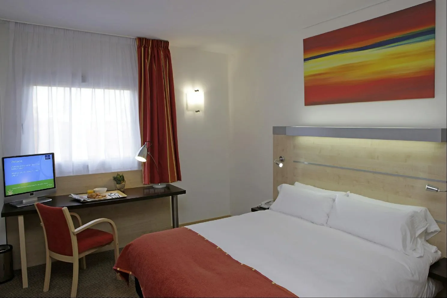 Holiday Inn Express Malaga Airport, An Ihg Hotel ספרד